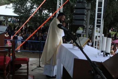 Missa em louvor ao Bom Jesus em Campo Mendes teve o PÃ¡roco SebastiÃ£o presidindo com liturgia da RÃ¡dio Campo Aberto